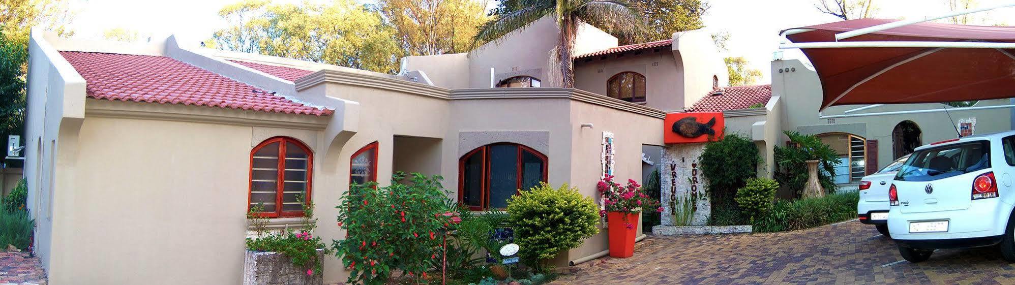 Twin Waters Guest House Randburg Extérieur photo